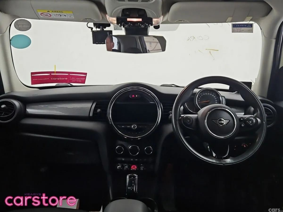 Mini Cooper Hatchback, Petrol, 2018, White