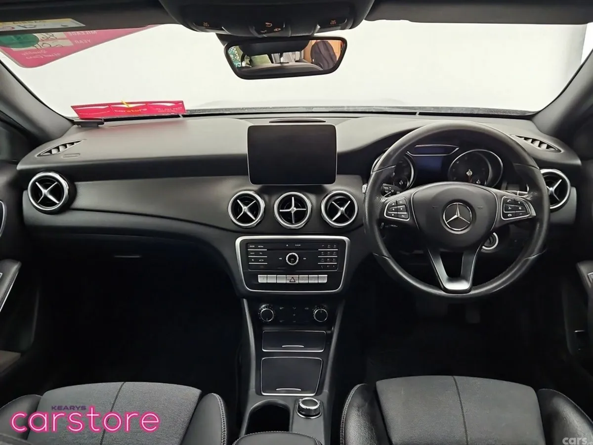 Mercedes-Benz GLA SUV, Petrol, 2017, Grey