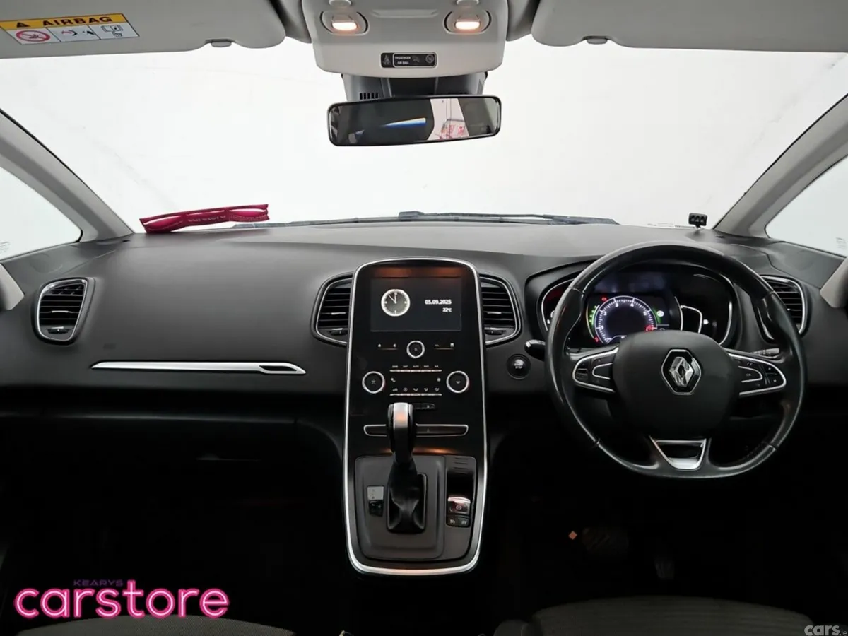 Renault Grand Scenic MPV, Petrol, 2020, Red
