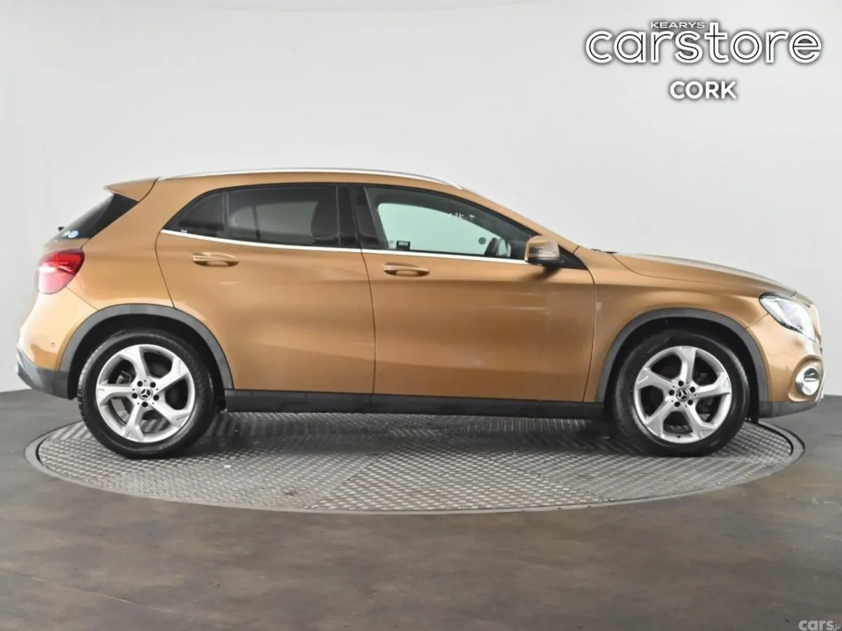 Mercedes-Benz GLA SUV, Petrol, 2017, Gold
