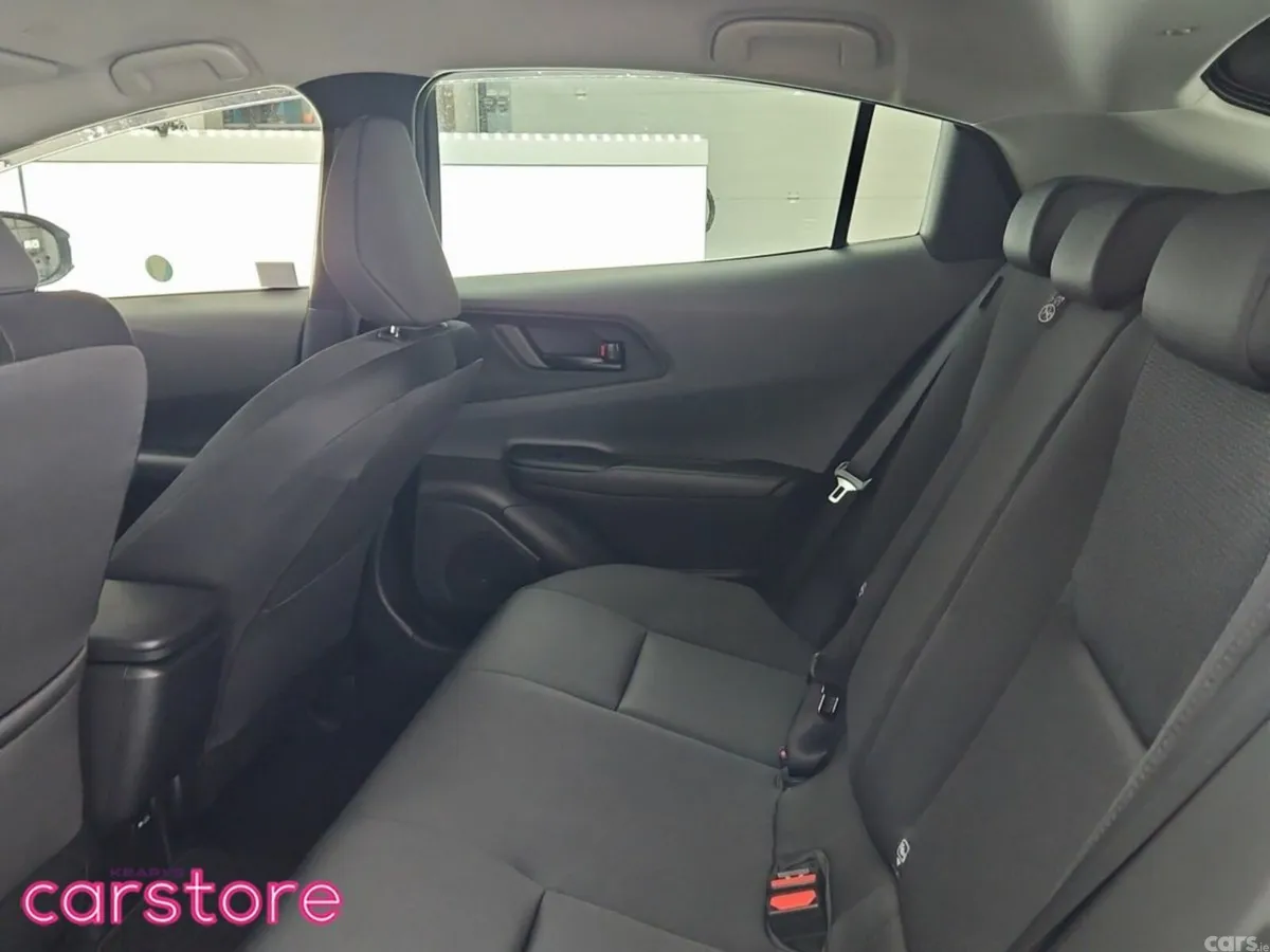 Toyota Prius Hatchback, Petrol Hybrid, 2024, White