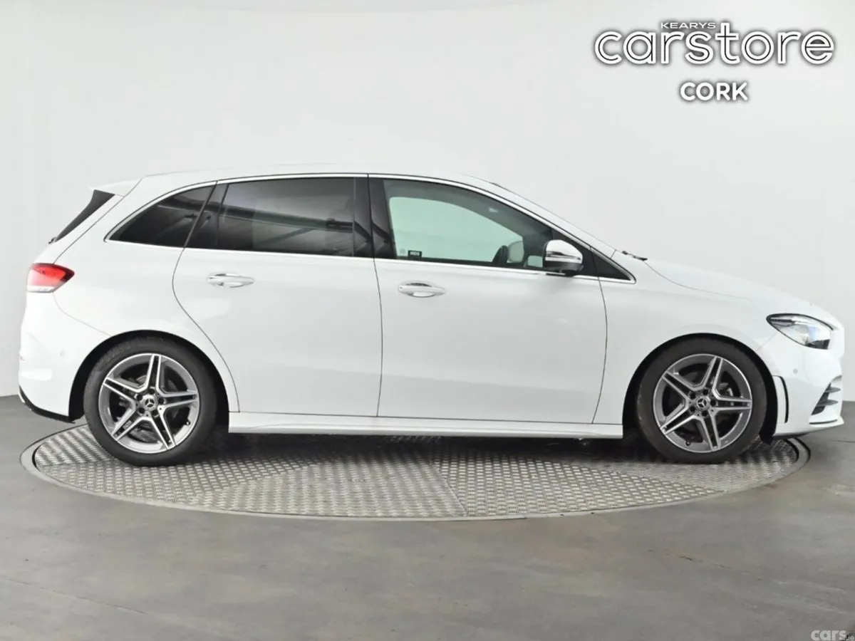 Mercedes-Benz B-Class Hatchback, Petrol, 2020, White