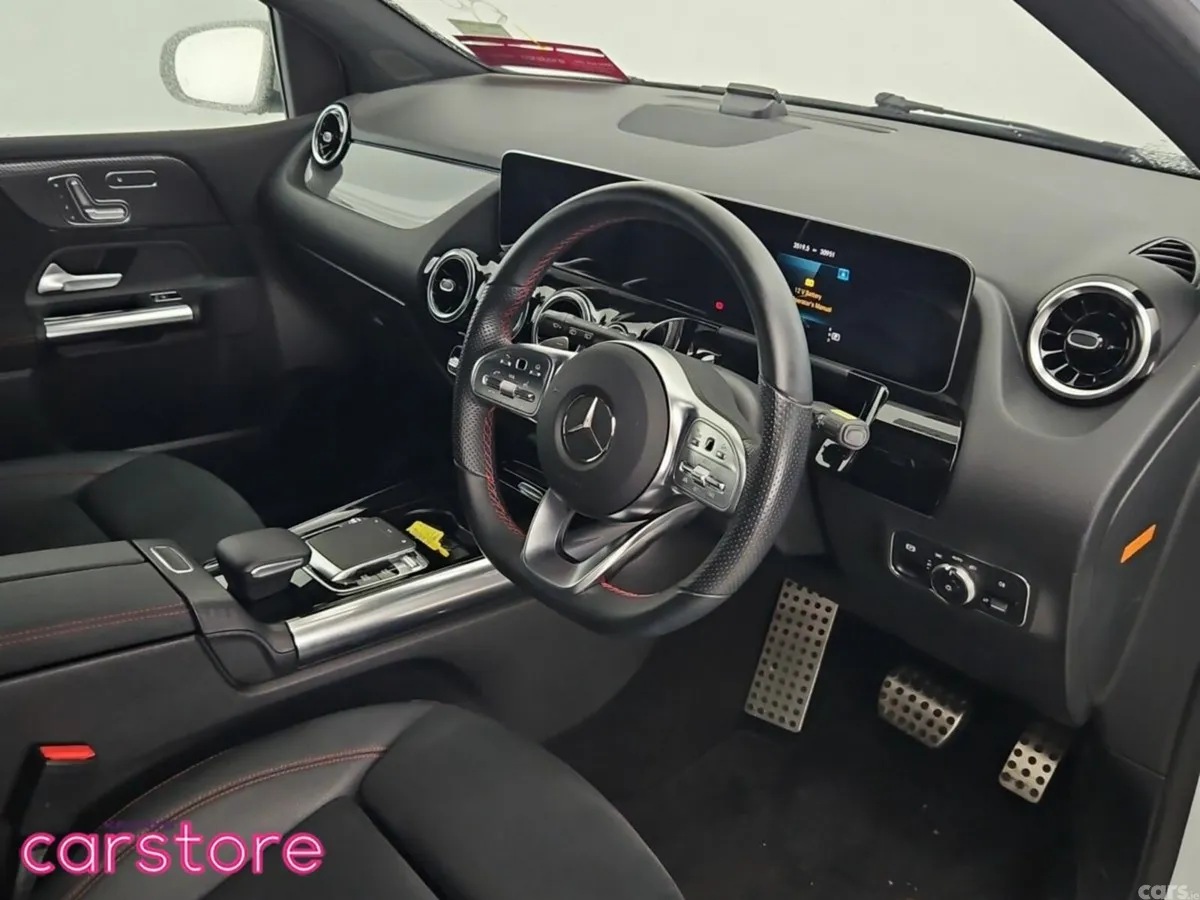 Mercedes-Benz B-Class Hatchback, Petrol, 2020, White