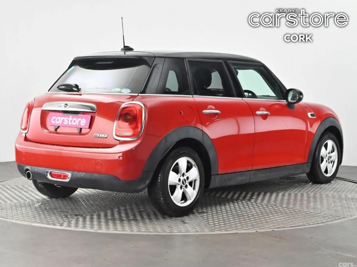 Mini Cooper Hatchback, Petrol, 2018, Red