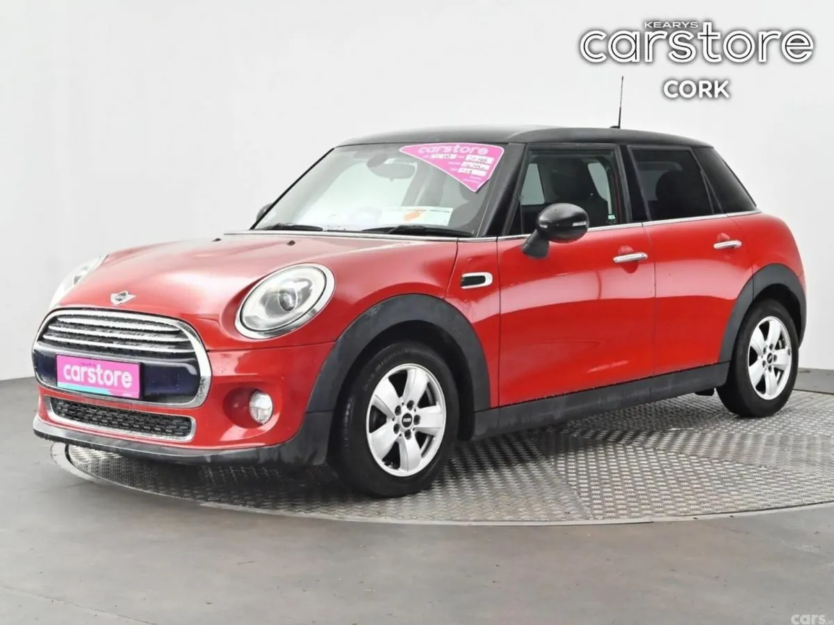 Mini Cooper Hatchback, Petrol, 2018, Red