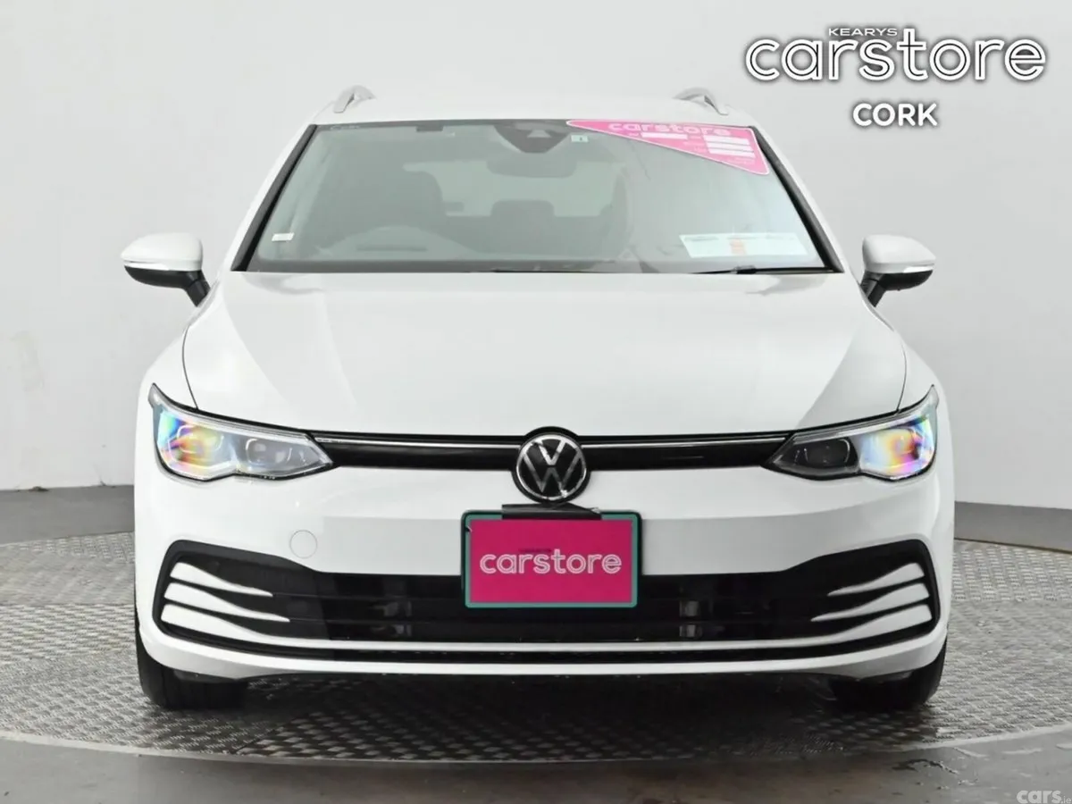 Volkswagen Golf Estate, Petrol, 2022, White