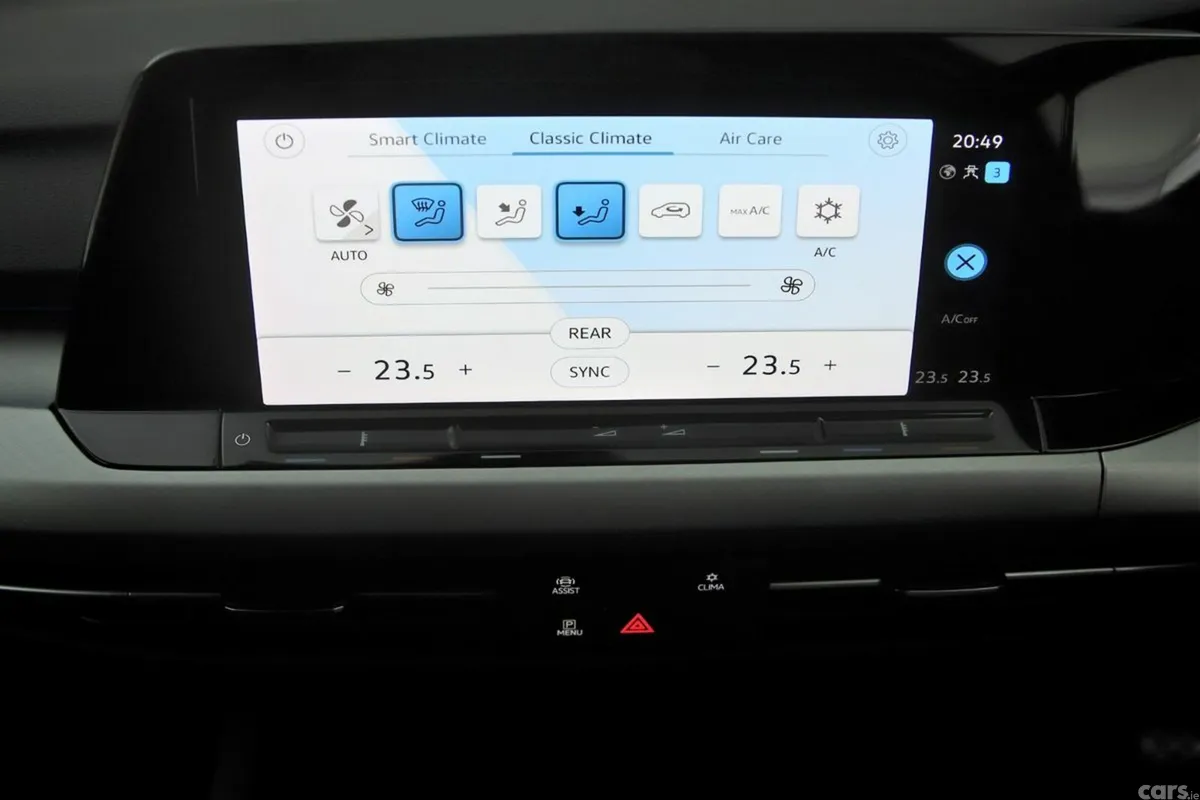 Volkswagen Golf Estate, Petrol Hybrid, 2022, White