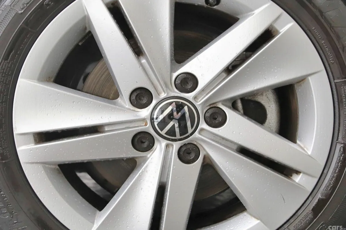 Volkswagen Golf Estate, Petrol Hybrid, 2022, White