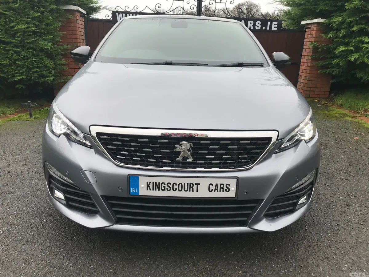 Peugeot 308 Hatchback, Petrol, 2019, Grey