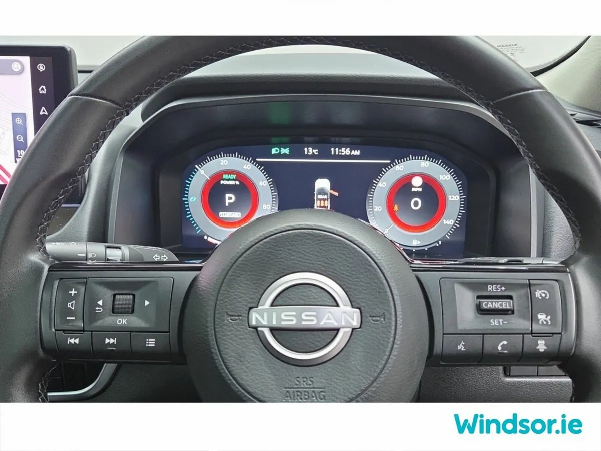 Nissan Qashqai MPV, Petrol Hybrid, 2024, Red