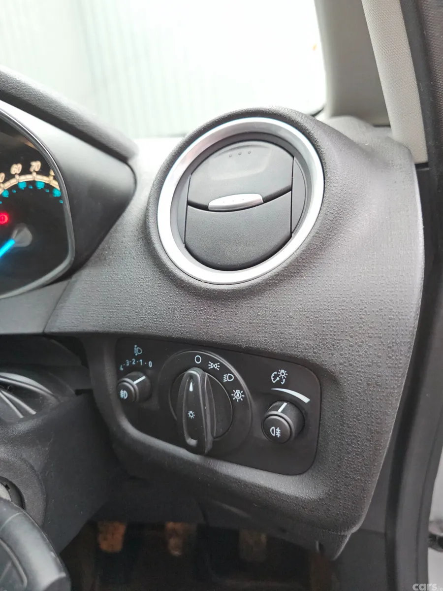 Ford Fiesta Hatchback, Petrol, 2014, Silver
