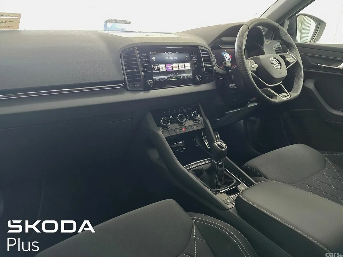 Skoda Karoq SUV, Diesel, 2027, White