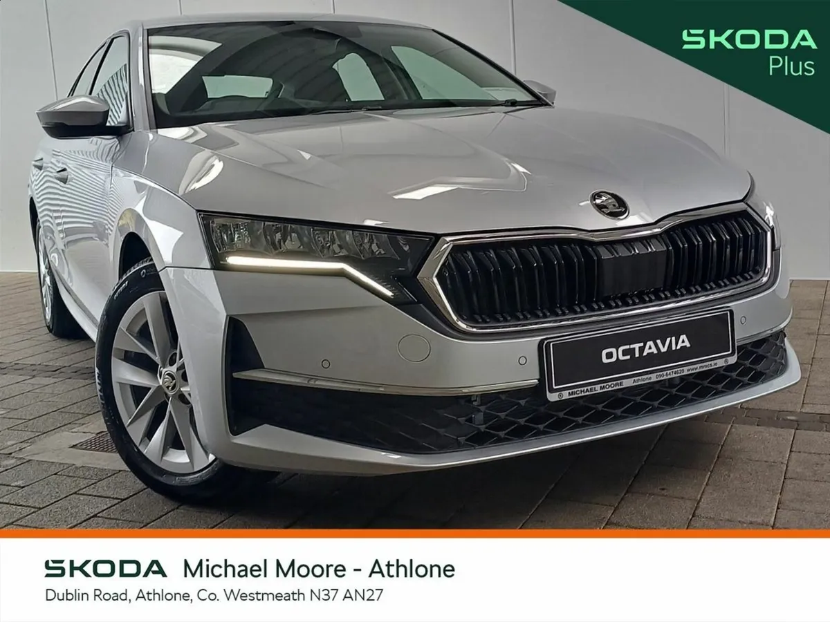Skoda Octavia Saloon, Diesel, 2027, Silver