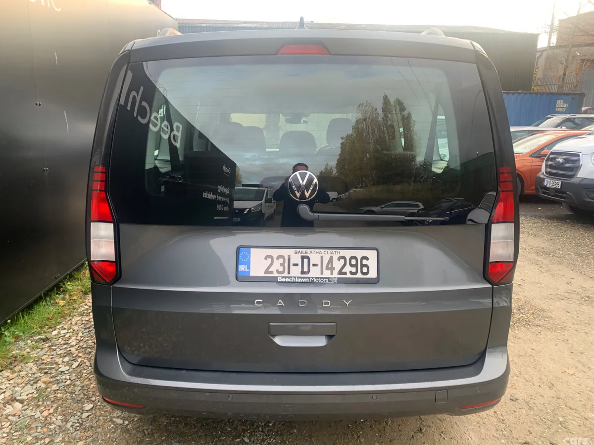 Volkswagen Caddy MPV, Diesel, 2023, Grey