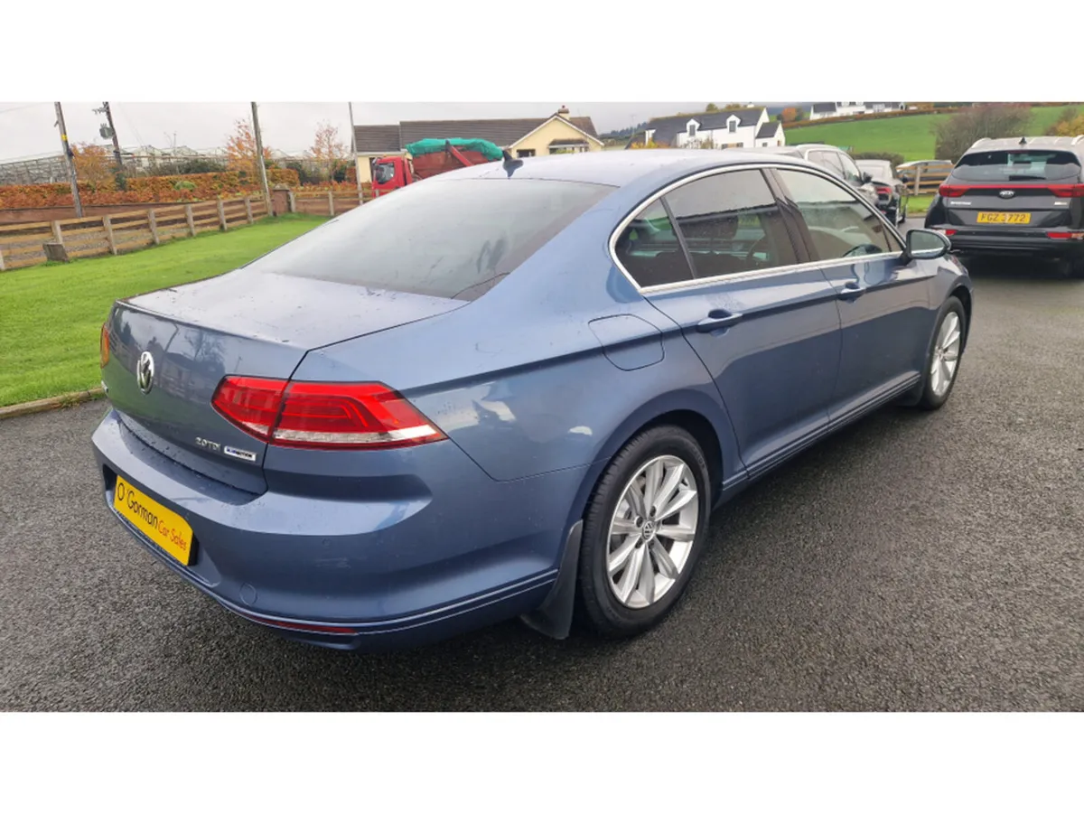 Volkswagen Passat Saloon, Diesel, 2017, Blue