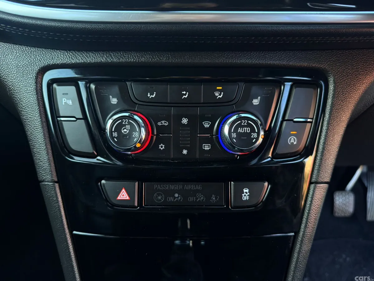 Opel Mokka SUV, Diesel, 2017, Grey