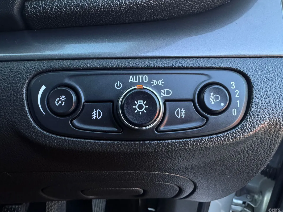 Opel Mokka SUV, Diesel, 2017, Grey