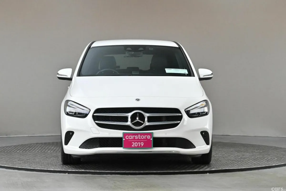 Mercedes-Benz B-Class MPV, Petrol, 2019, White