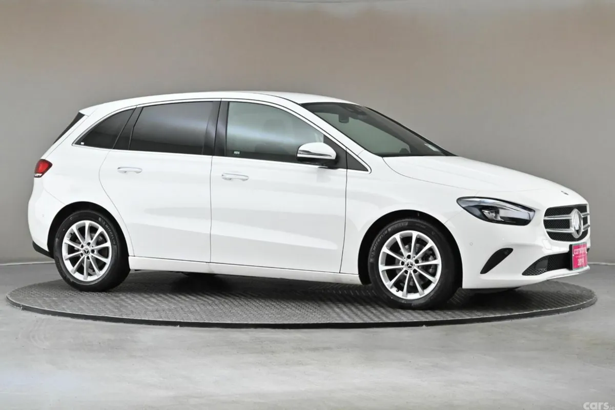 Mercedes-Benz B-Class MPV, Petrol, 2019, White