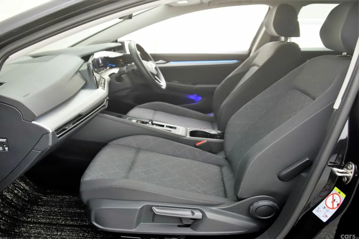 Volkswagen Golf Estate, Petrol Hybrid, 2022, Black