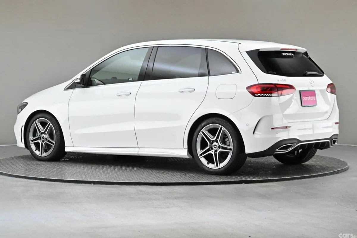 Mercedes-Benz B-Class MPV, Petrol, 2022, White