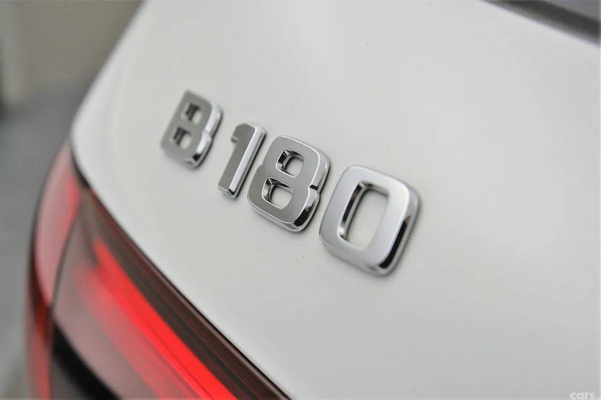 Mercedes-Benz B-Class MPV, Petrol, 2022, White