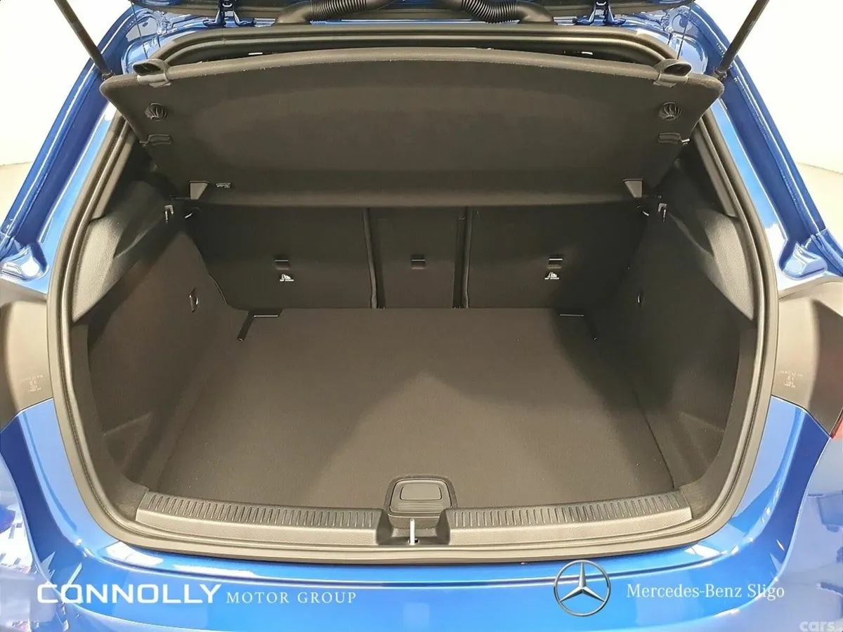 Mercedes-Benz A-Class Hatchback, Diesel, 2025, Blue