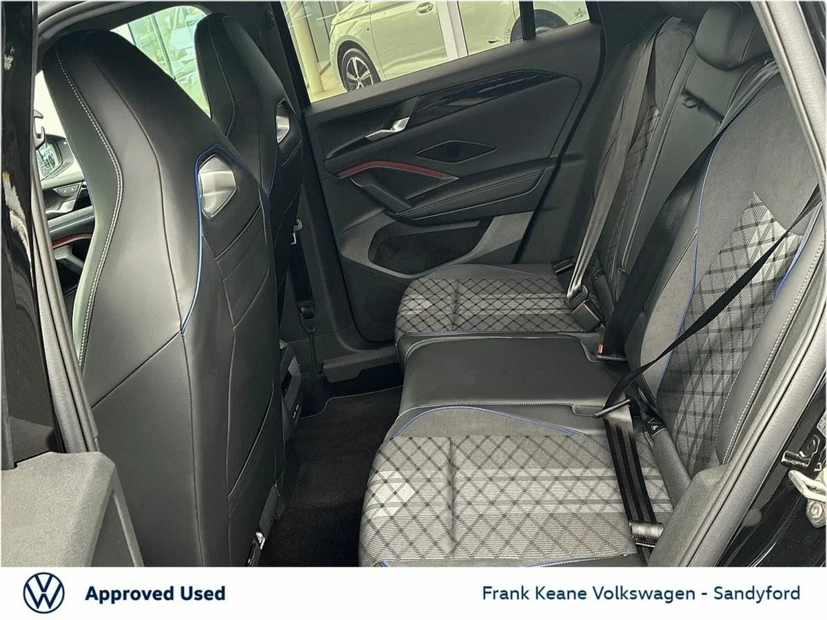 Volkswagen Tiguan SUV, Petrol Plug-in Hybrid, 2027, Black