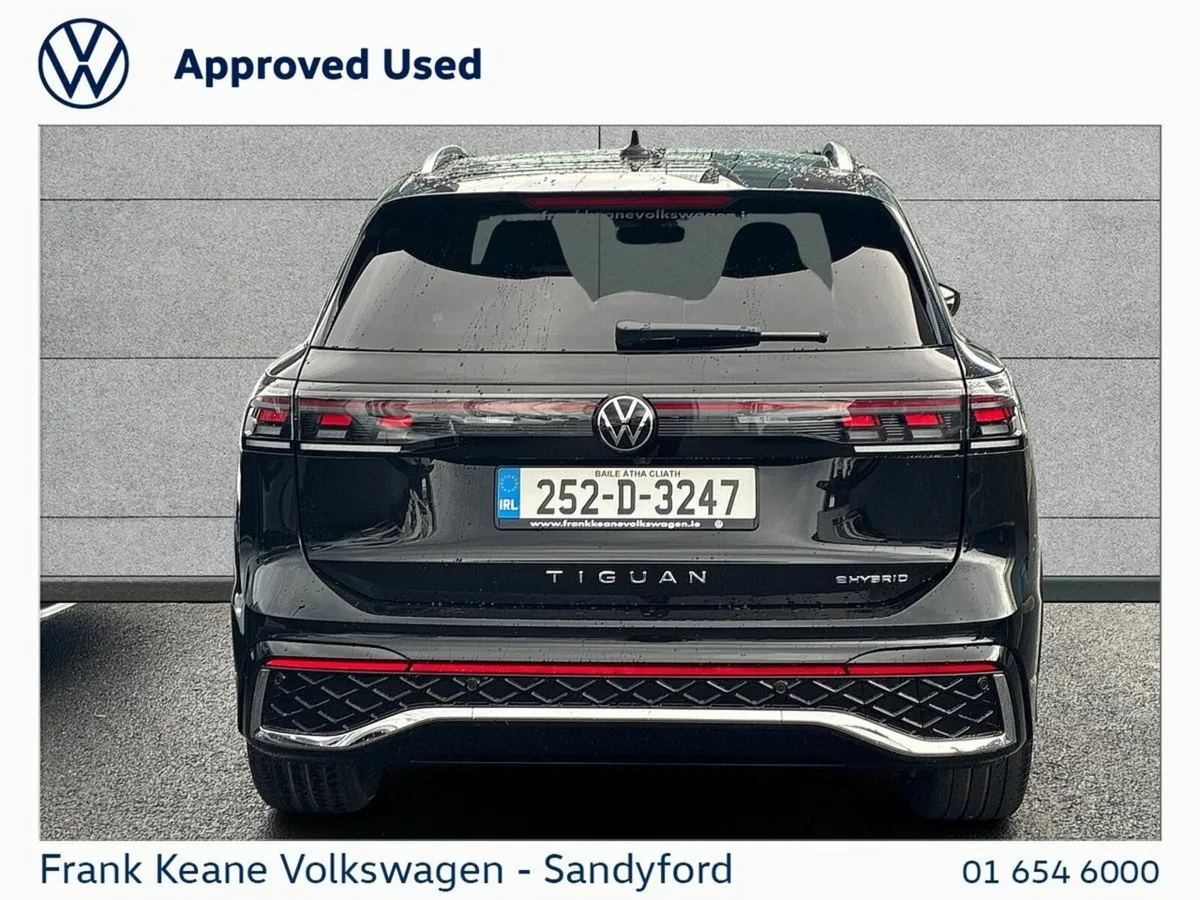 Volkswagen Tiguan SUV, Petrol Plug-in Hybrid, 2027, Black