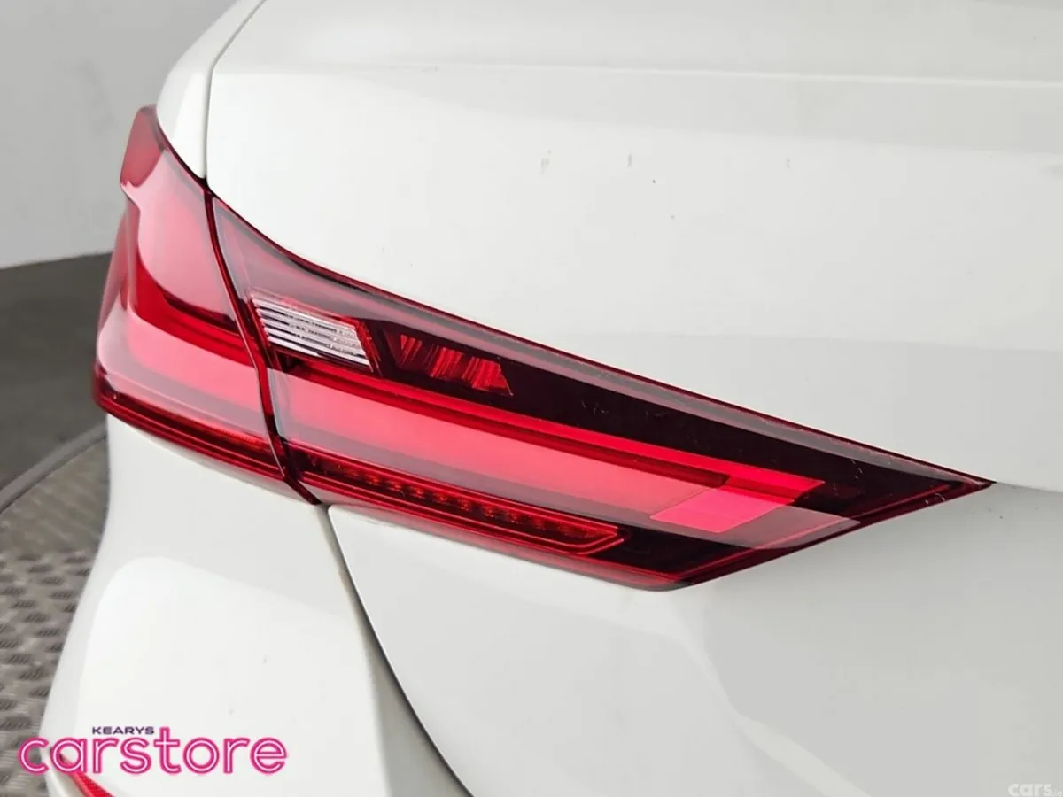 BMW 1-Series Hatchback, Petrol, 2020, White