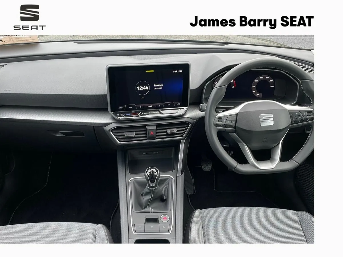 SEAT Leon Hatchback, Petrol, 2027, Grey
