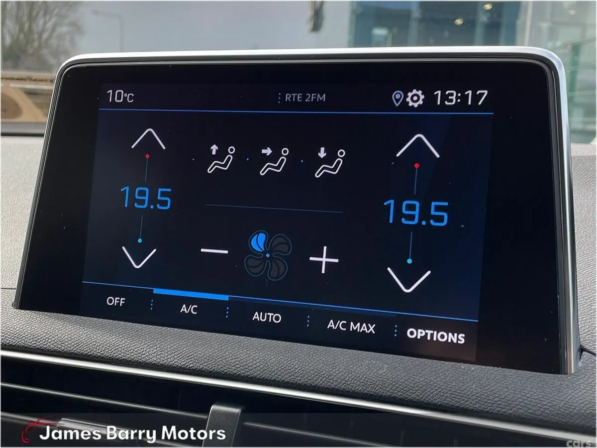 Peugeot 5008 MPV, Petrol, 2019, Grey