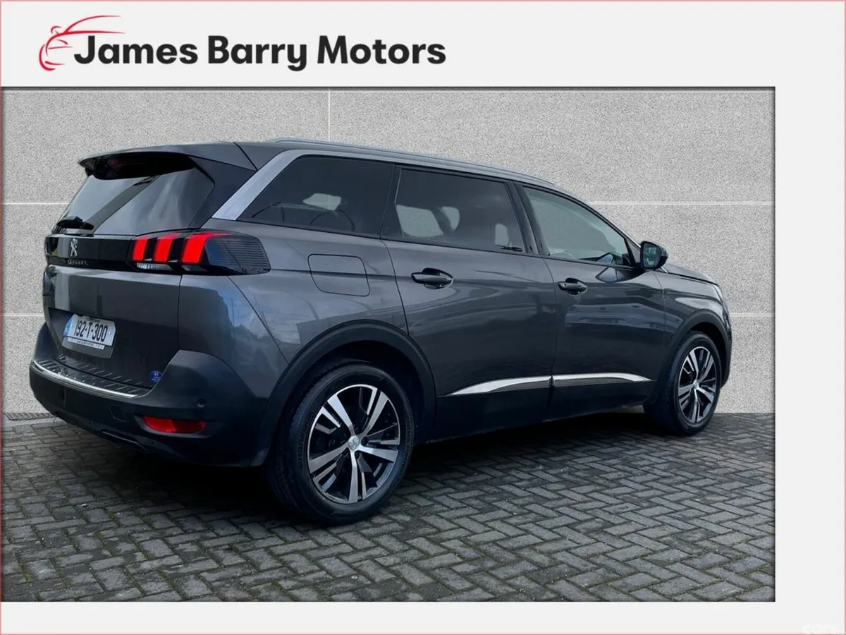 Peugeot 5008 MPV, Petrol, 2019, Grey
