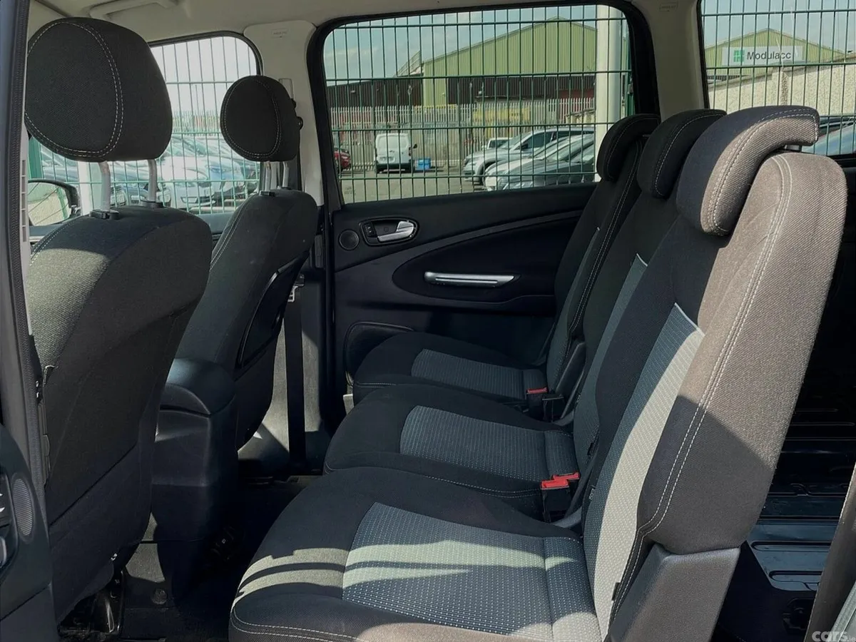 Ford Galaxy MPV, Diesel, 2015, Black