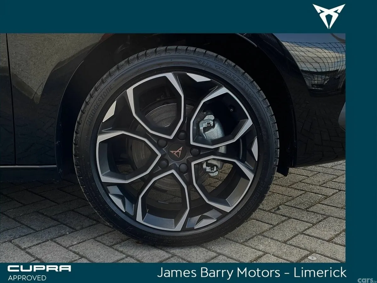 Cupra Leon Hatchback, Petrol, 2026, Black