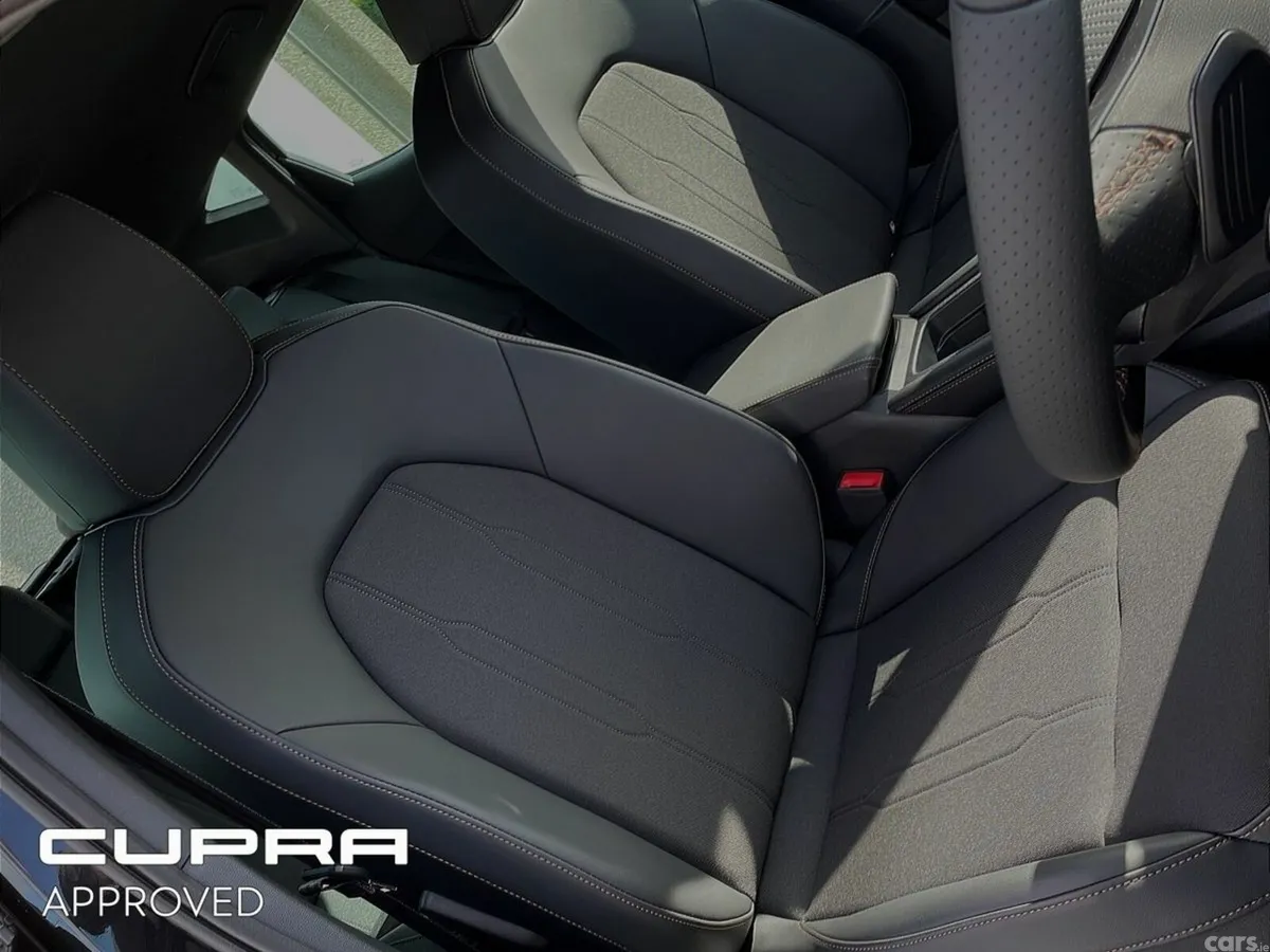 Cupra Leon Hatchback, Petrol, 2026, Black