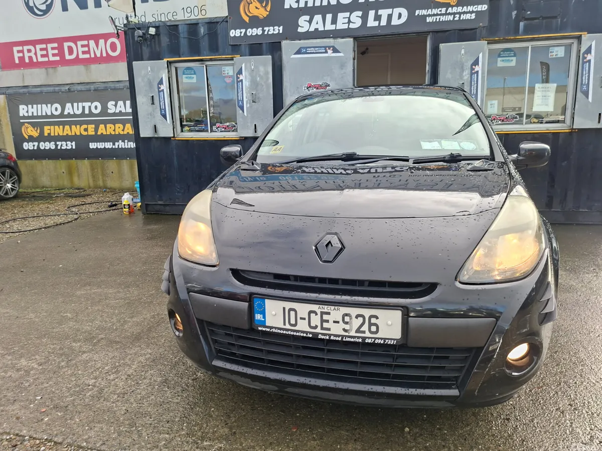 Renault Clio Hatchback, Diesel, 2010, Black