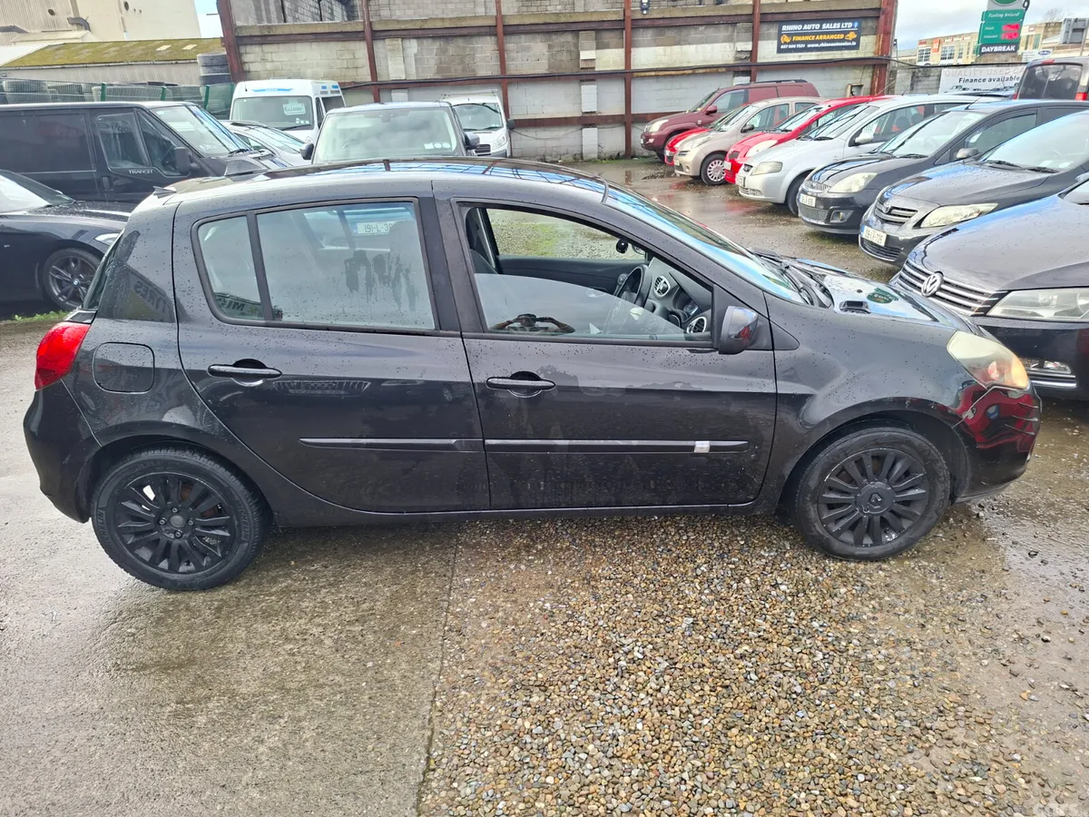 Renault Clio Hatchback, Diesel, 2010, Black