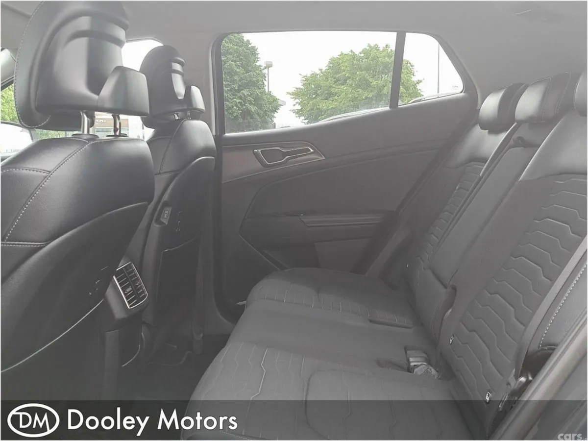 Kia Sportage SUV, Diesel Hybrid, 2023, Grey
