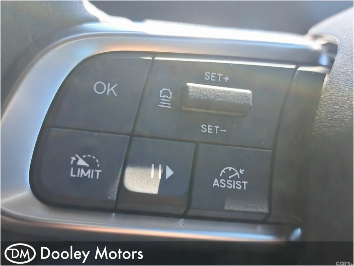 Jeep Avenger SUV, Petrol, 2025, Grey