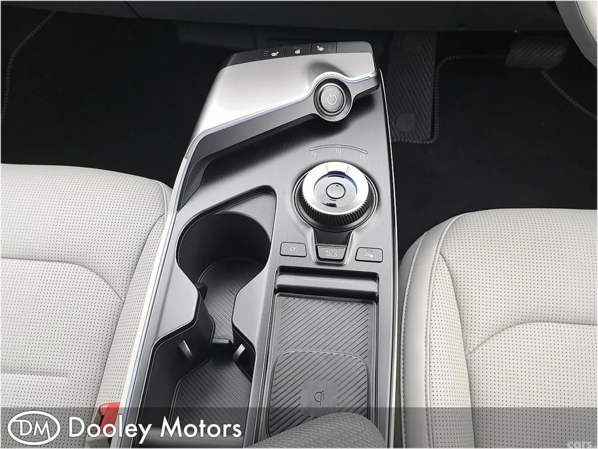 Kia EV6 SUV, Electric, 2027, White