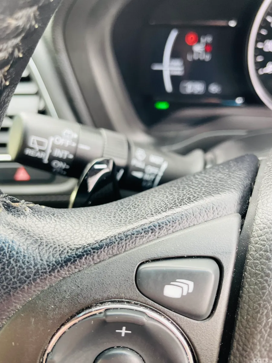 Honda Vezel Estate, Petrol Hybrid, 2018, White