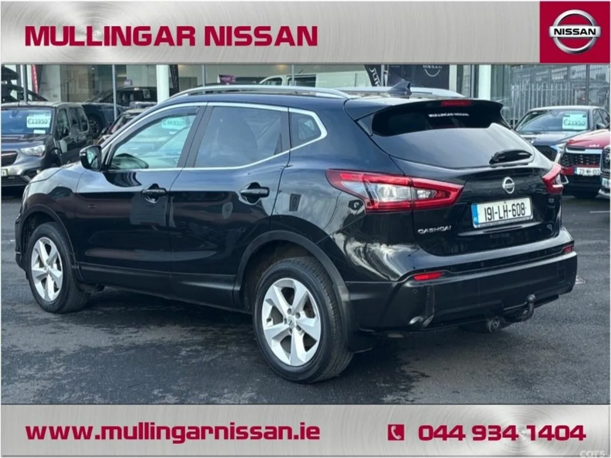 Nissan Qashqai SUV, Diesel, 2019, Black
