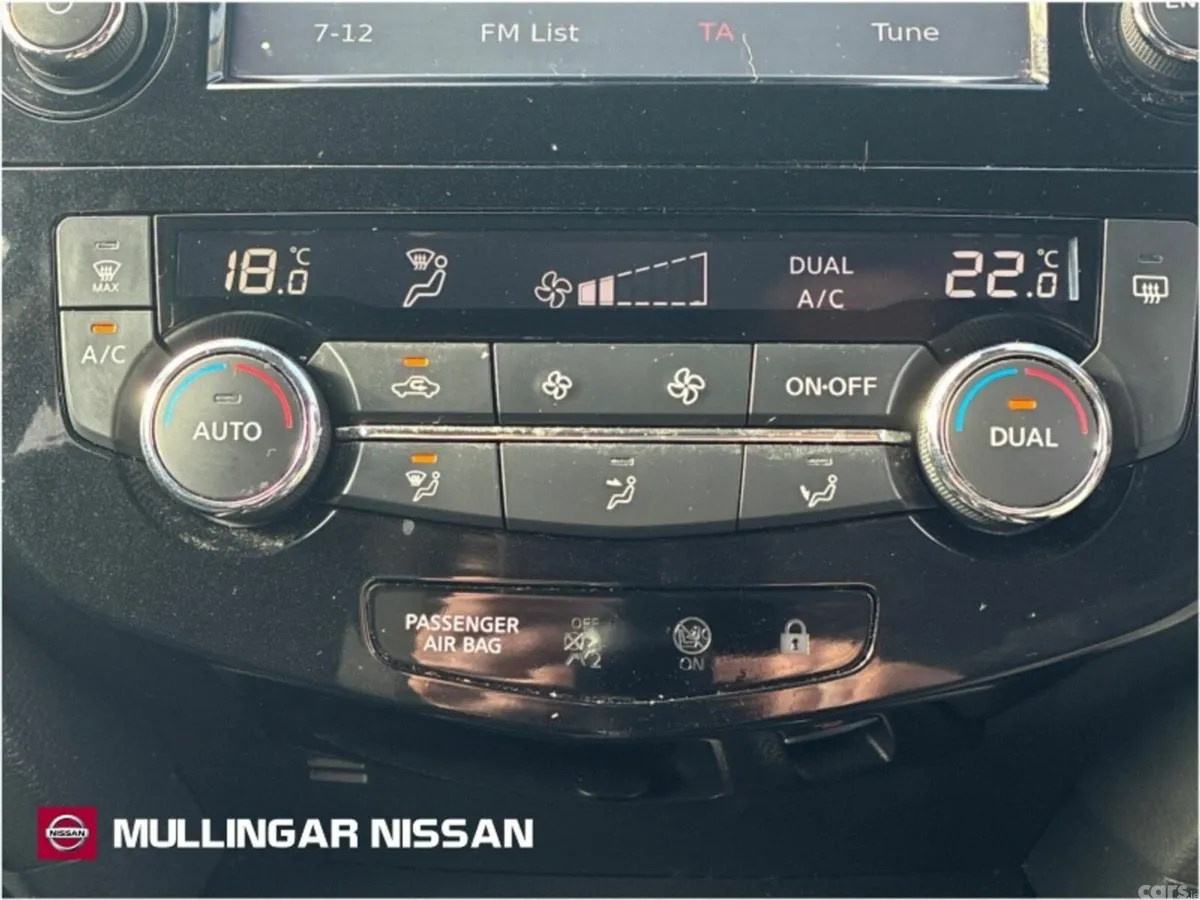 Nissan Qashqai SUV, Diesel, 2019, Black