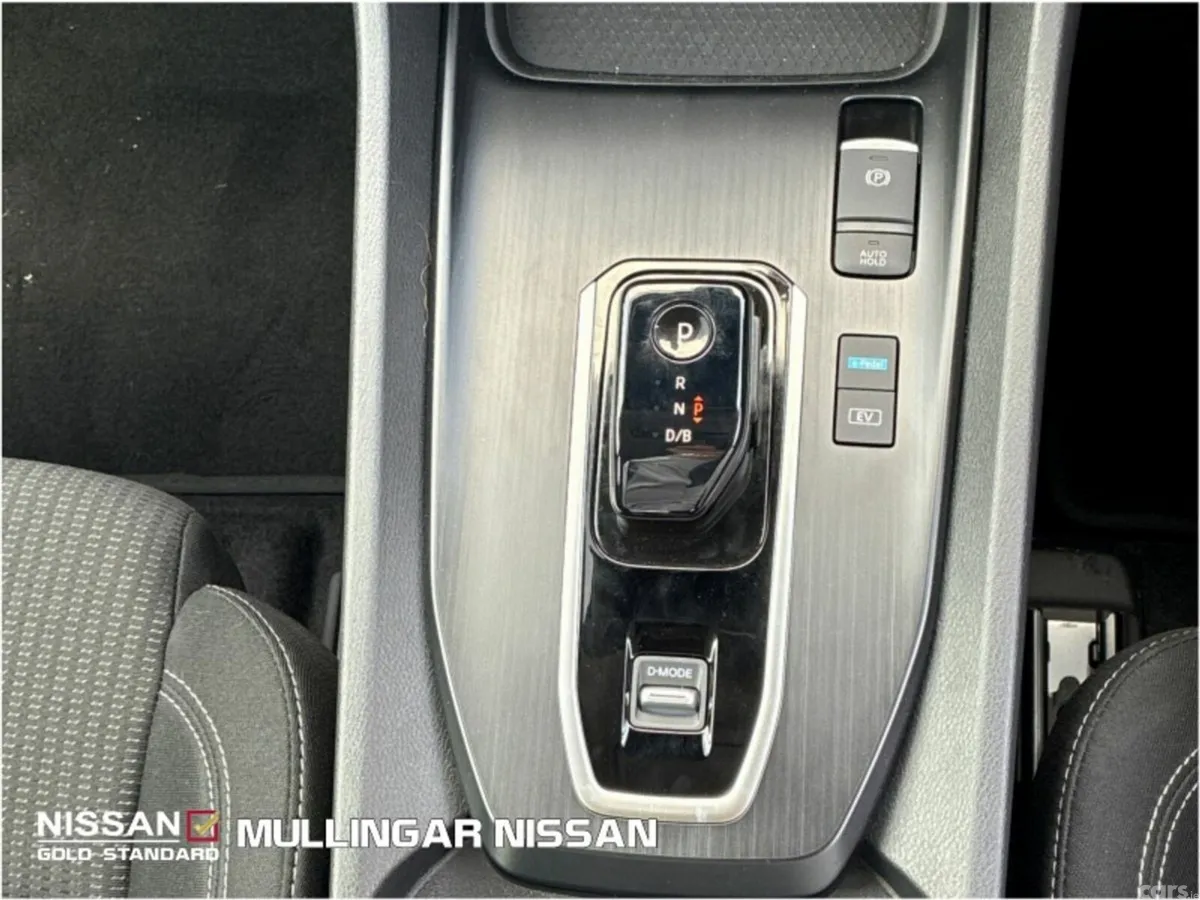 Nissan Qashqai SUV, Petrol Hybrid, 2025, Blue