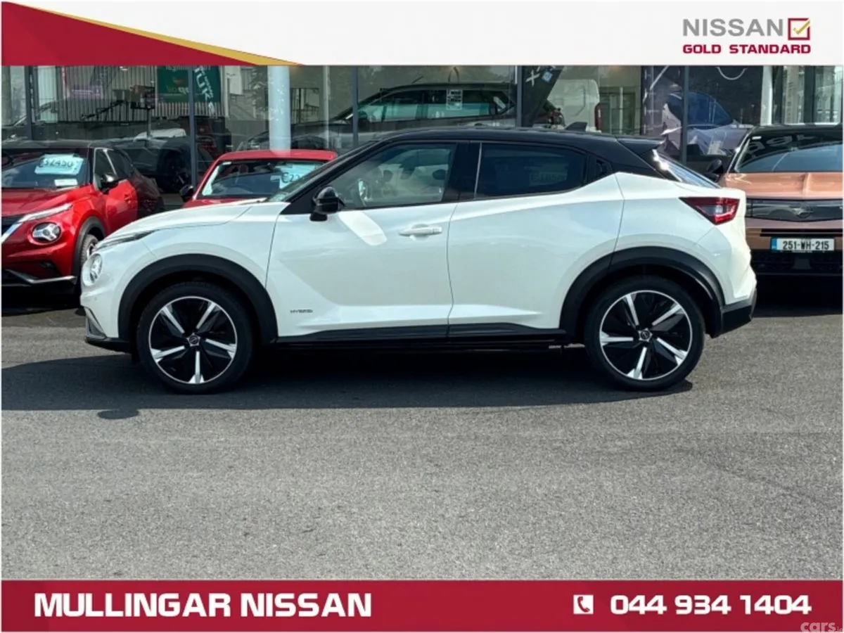Nissan Juke SUV, Petrol Hybrid, 2025, White