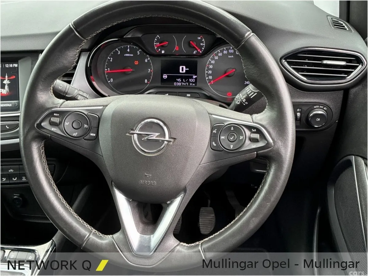 Opel Crossland SUV, Diesel, 2023, Grey