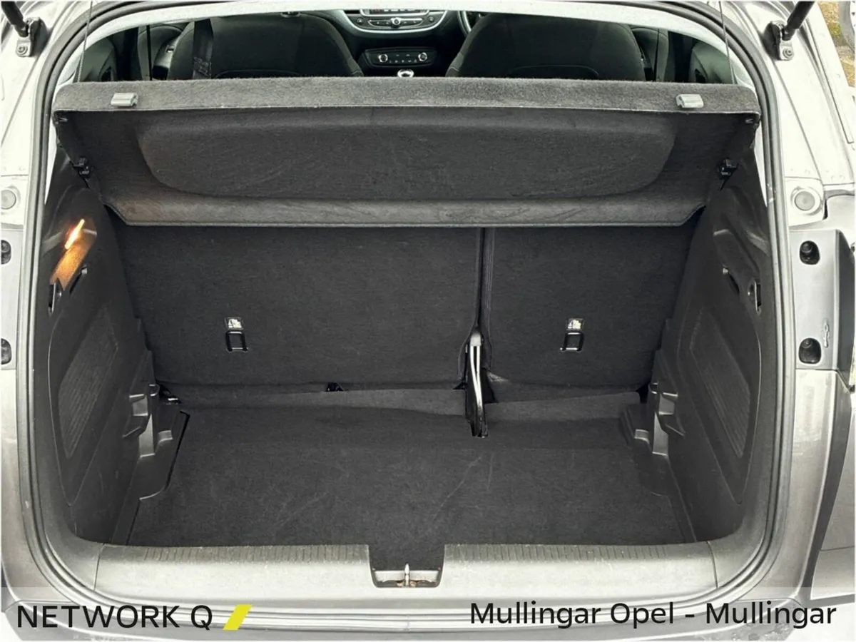 Opel Crossland SUV, Diesel, 2023, Grey