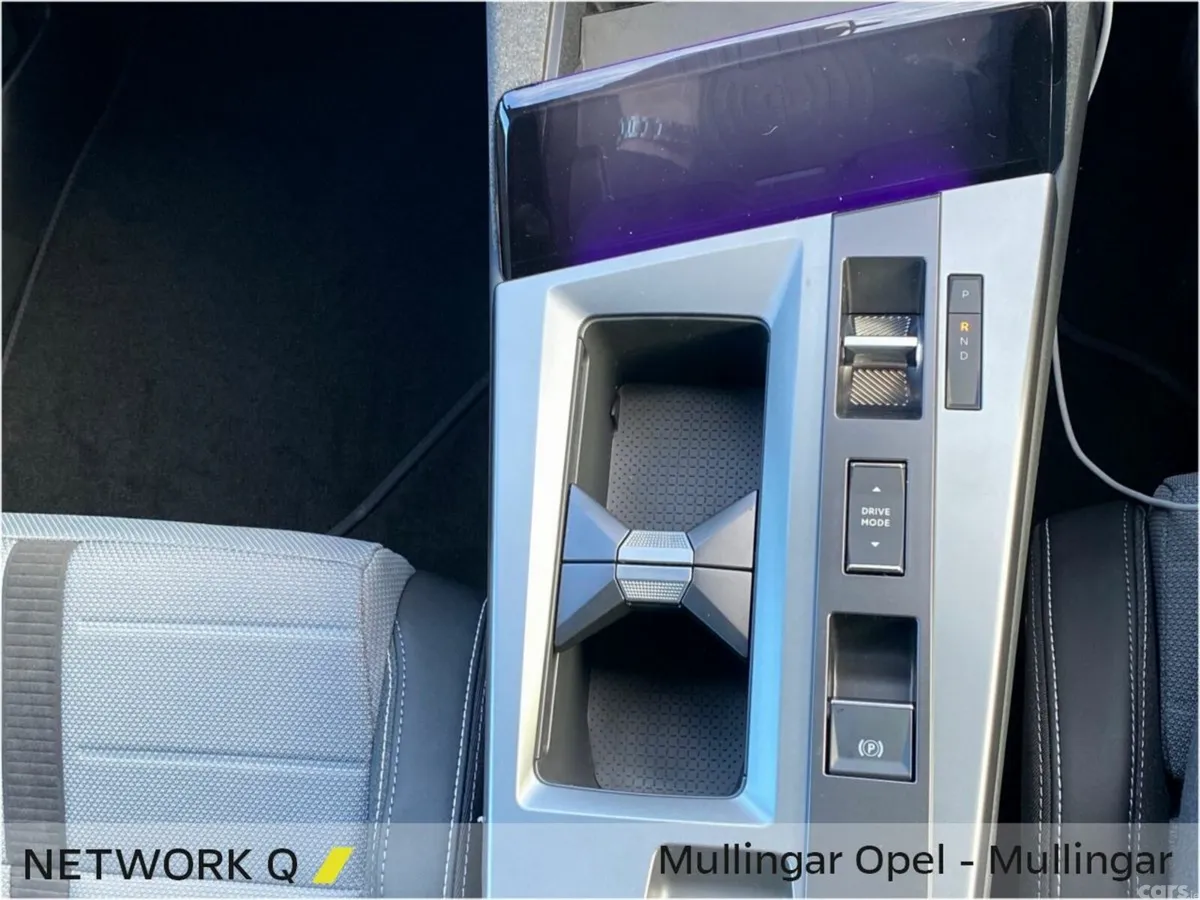 Opel Grandland SUV, Electric, 2025, Blue