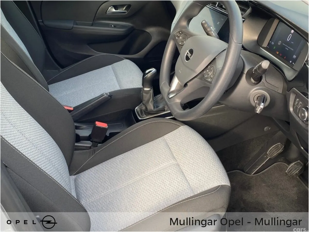 Opel Corsa Hatchback, Petrol, 2025, Silver